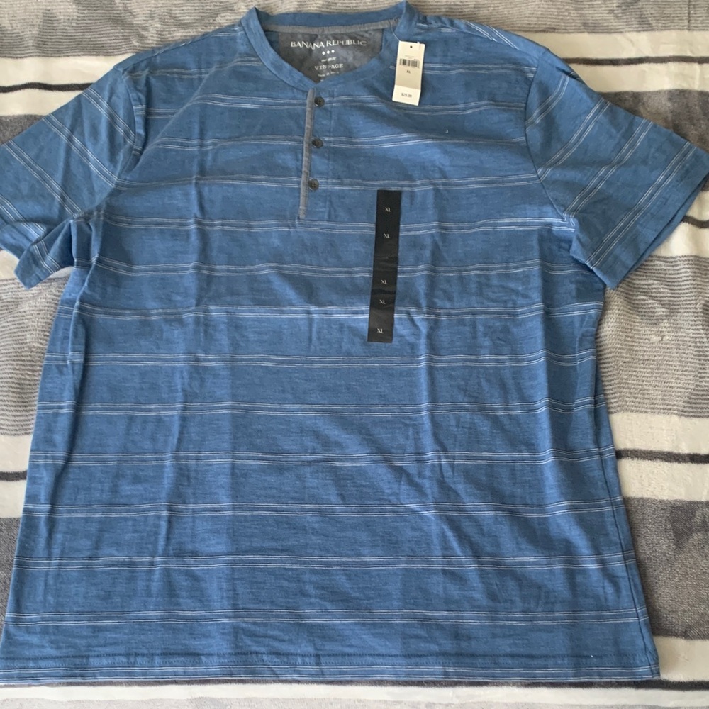 Banana Republic Blue Striped Short Sleeve Henley